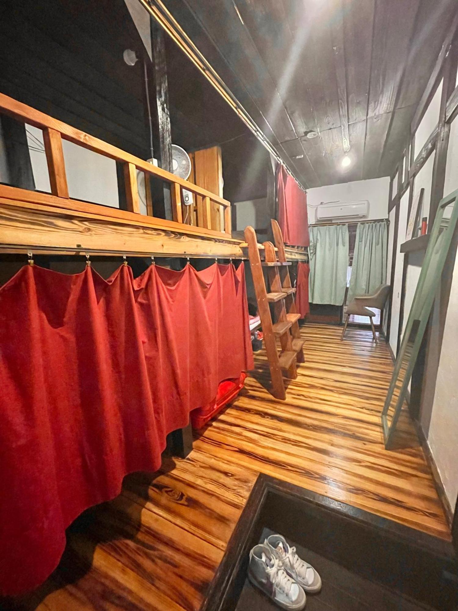 月光荘沖縄 Hotel Naha Exterior photo